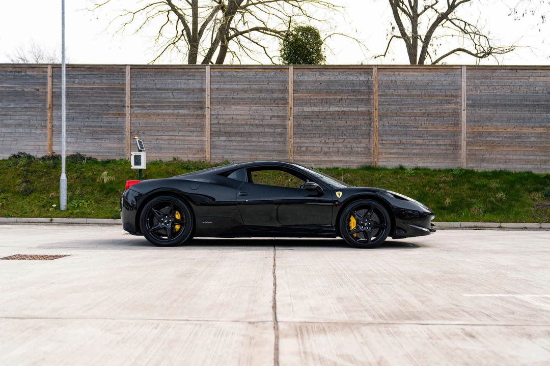 2012 Ferrari 458 Italia - Image 9 of 31
