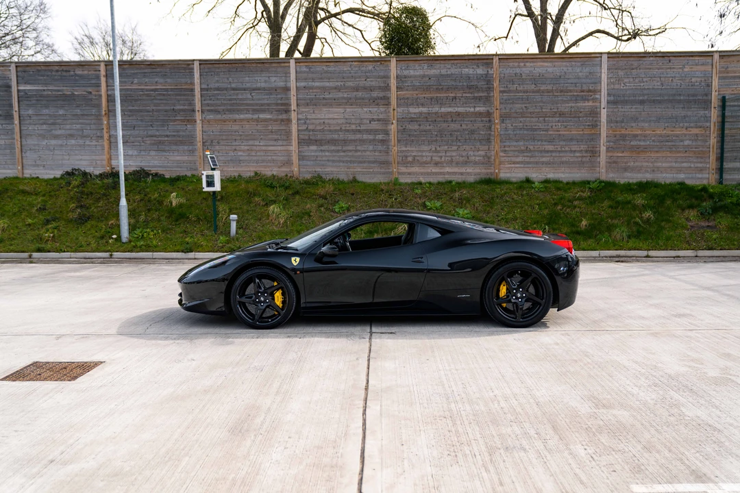 2012 Ferrari 458 Italia - Image 12 of 31
