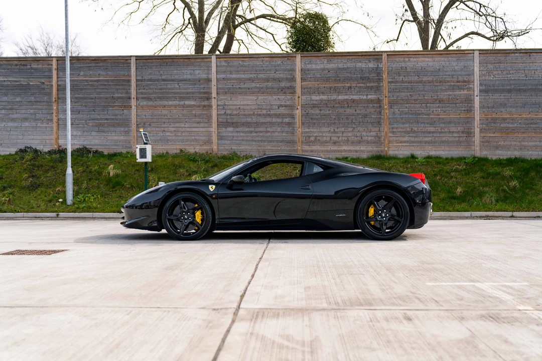 2012 Ferrari 458 Italia - Image 5 of 31