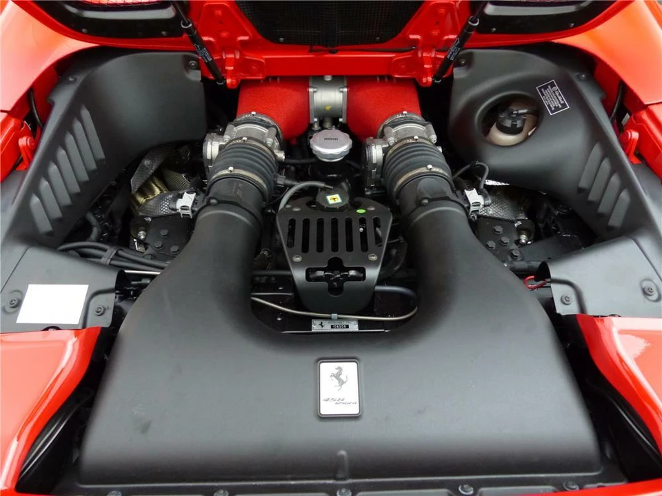 2012 Ferrari 458 Spider - Image 3 of 4
