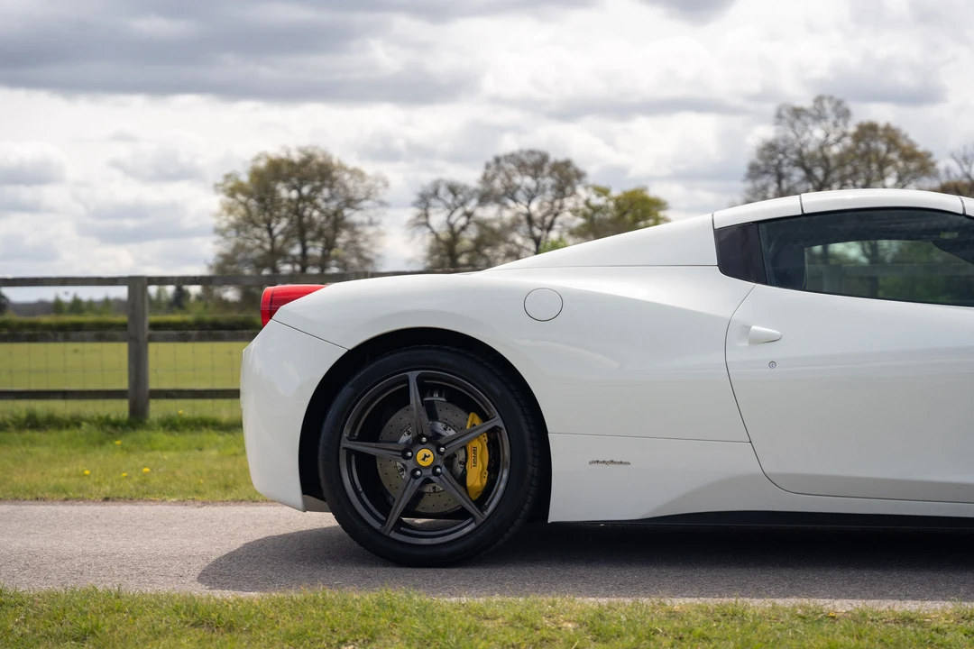 2012 Ferrari 458 Spider - Image 28 of 31