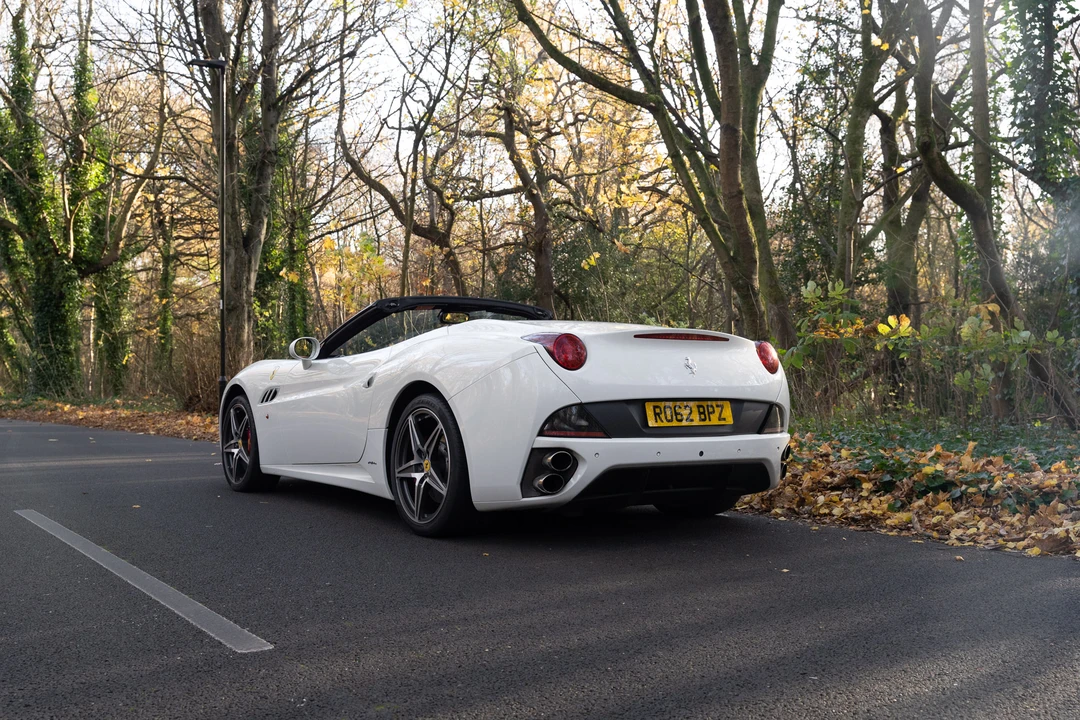 2012 Ferrari California - Image 8 of 31