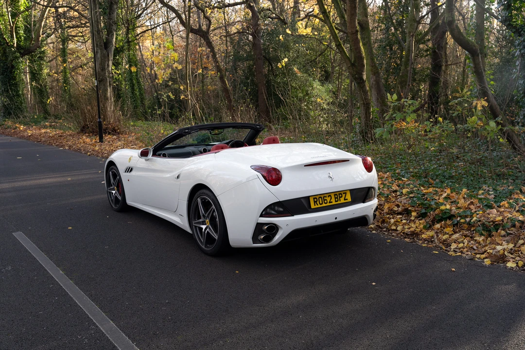 2012 Ferrari California - Image 28 of 31
