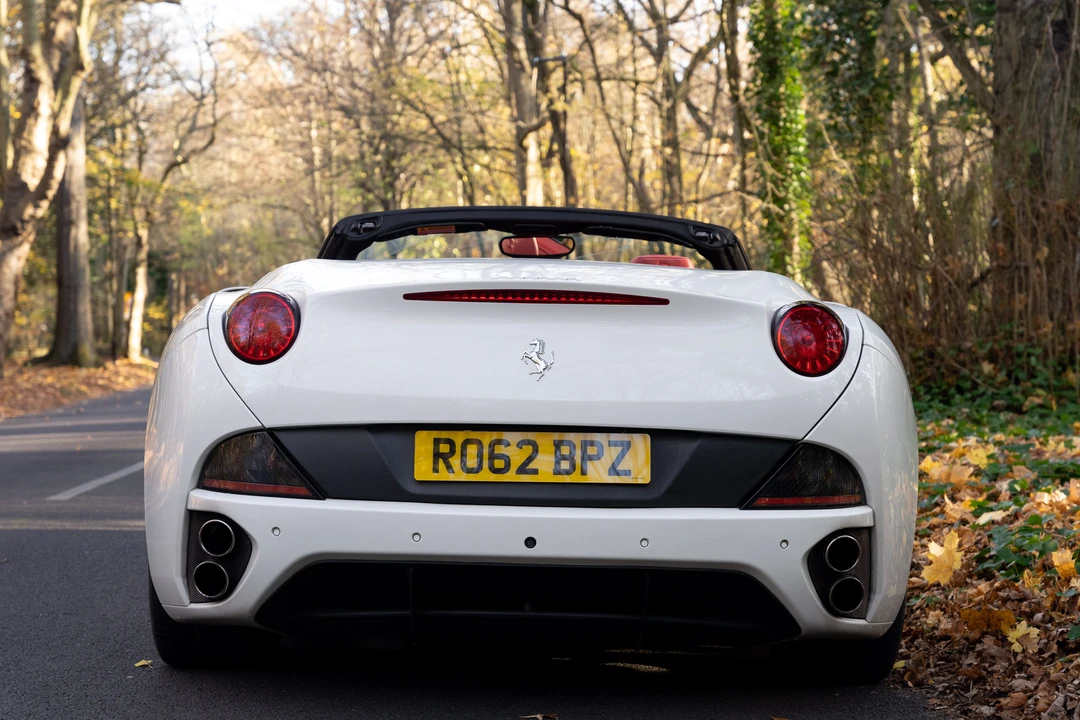 2012 Ferrari California - Image 27 of 31
