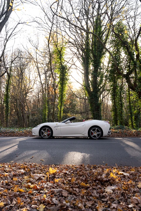 2012 Ferrari California - Image 29 of 31