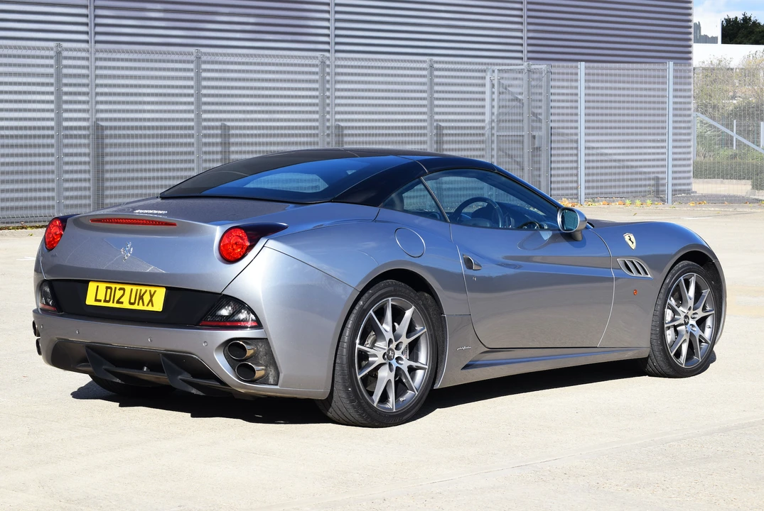 2012 Ferrari California 30 - Image 6 of 31