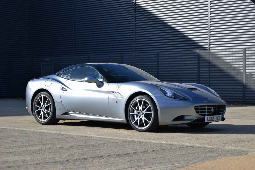 2012 Ferrari California 30 - Image 7 of 31