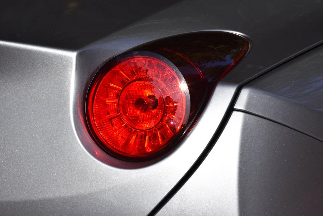 2012 Ferrari California 30 - Image 27 of 31