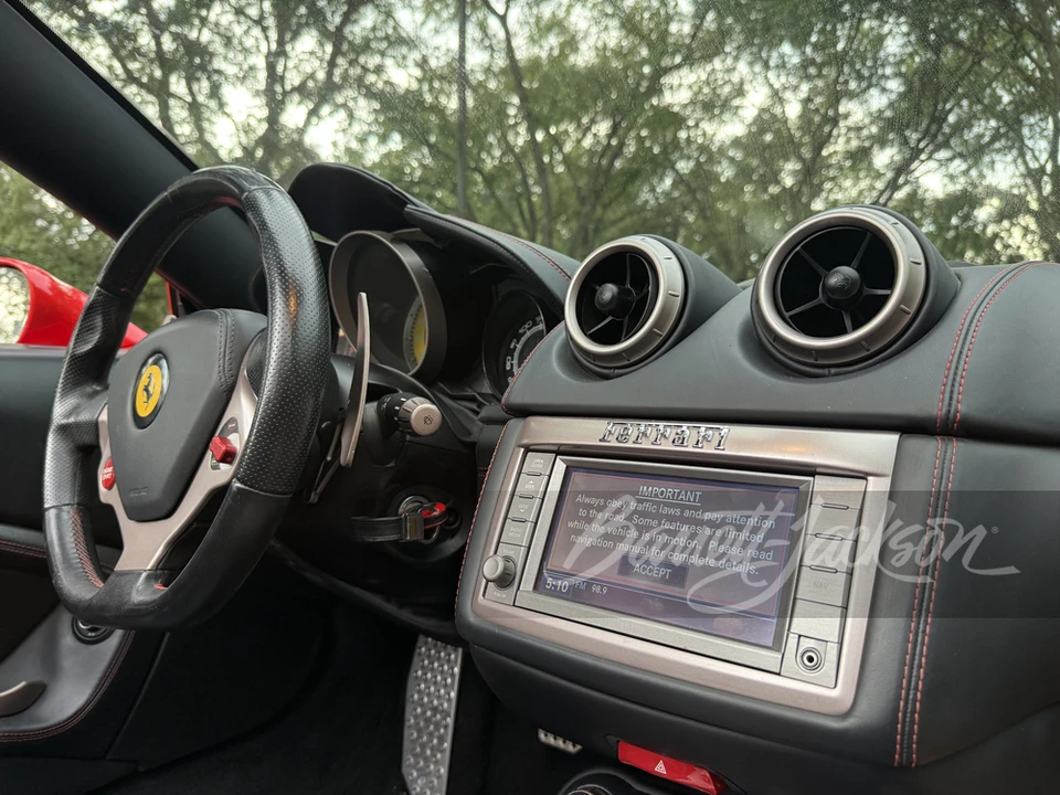 2012 Ferrari California - Image 9 of 31