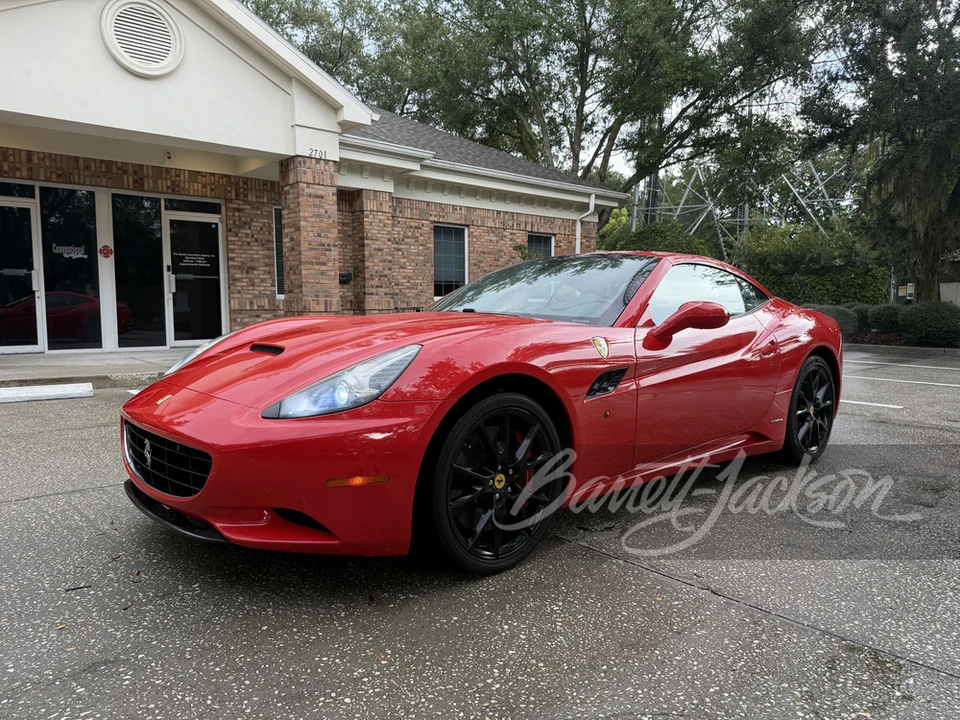 2012 Ferrari California - Image 24 of 31