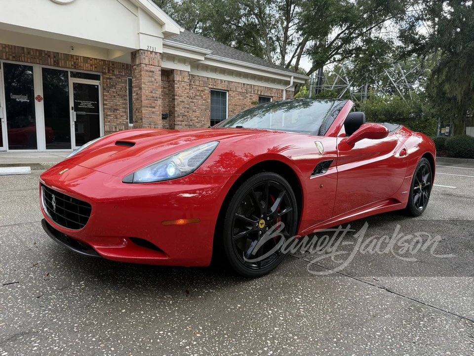 2012 Ferrari California - Image 23 of 31