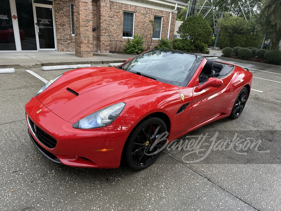 2012 Ferrari California - Image 19 of 31