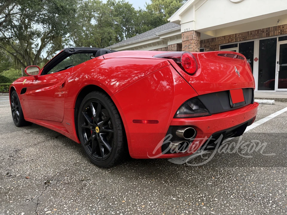 2012 Ferrari California - Image 26 of 31