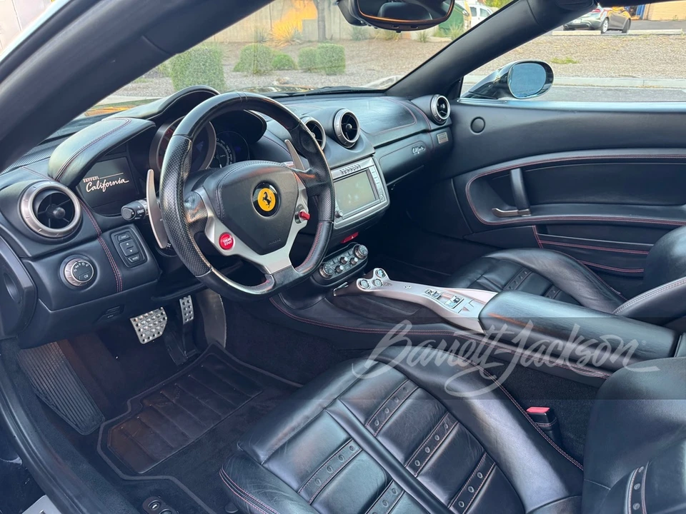 2012 Ferrari California - Image 8 of 17