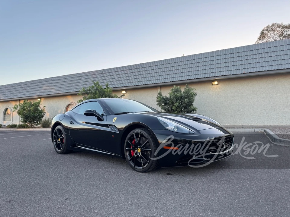 2012 Ferrari California - Image 10 of 17