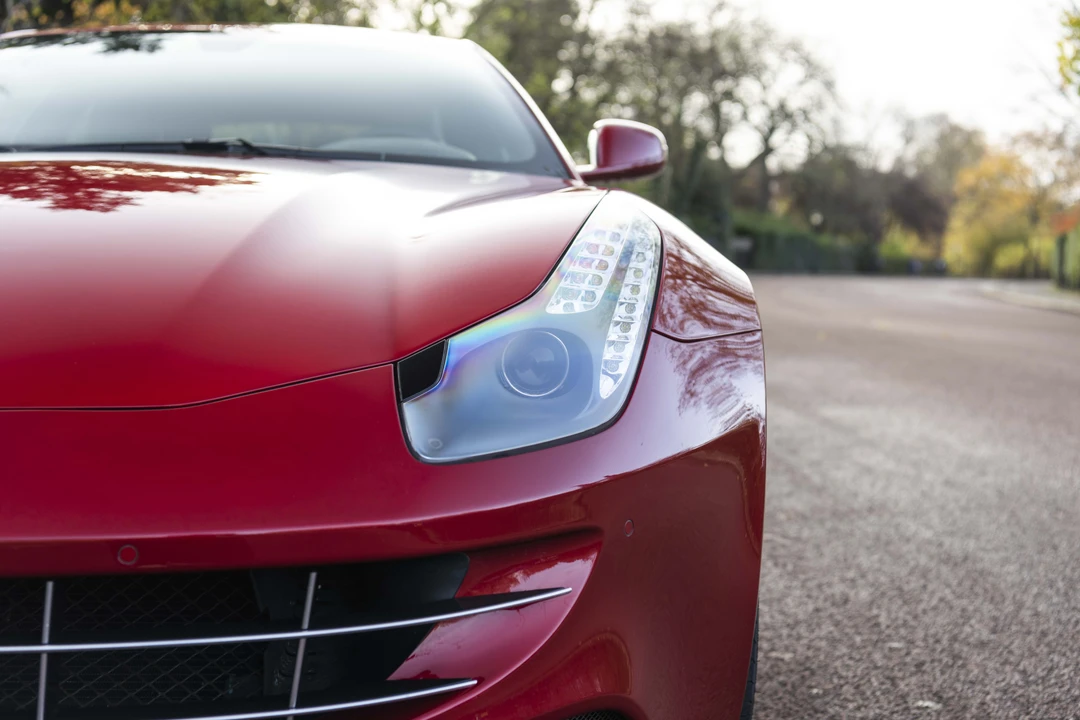 2012 Ferrari FF - Image 22 of 31