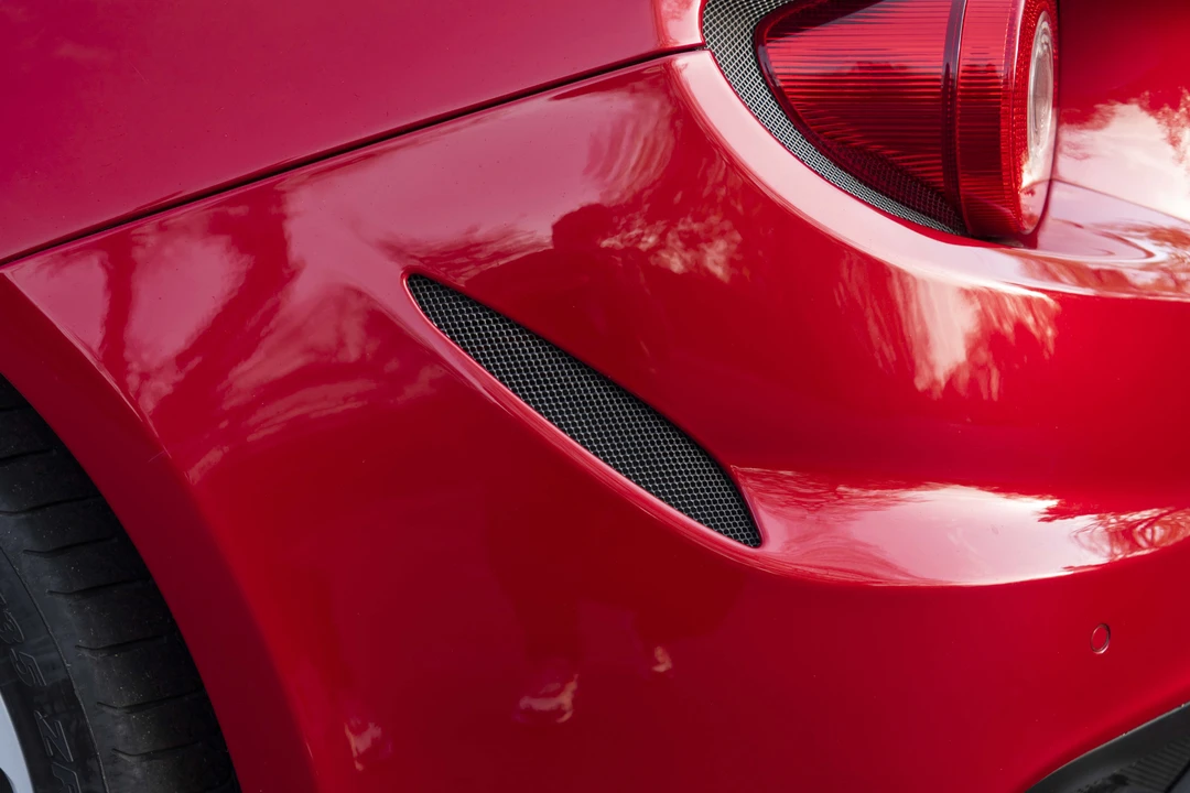 2012 Ferrari FF - Image 27 of 31
