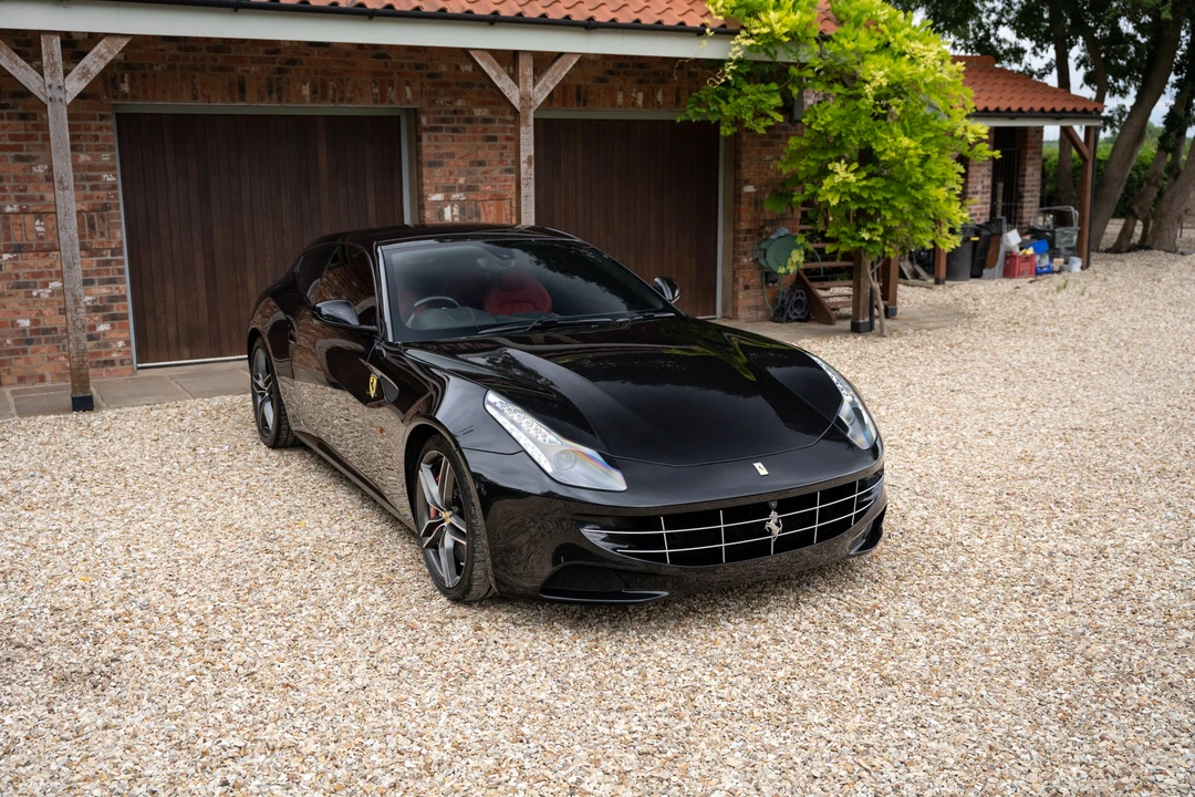 2012 Ferrari FF - Image 13 of 31