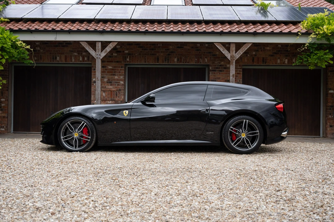 2012 Ferrari FF - Image 10 of 31