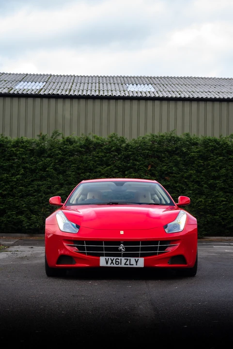 2012 Ferrari FF - Image 8 of 31