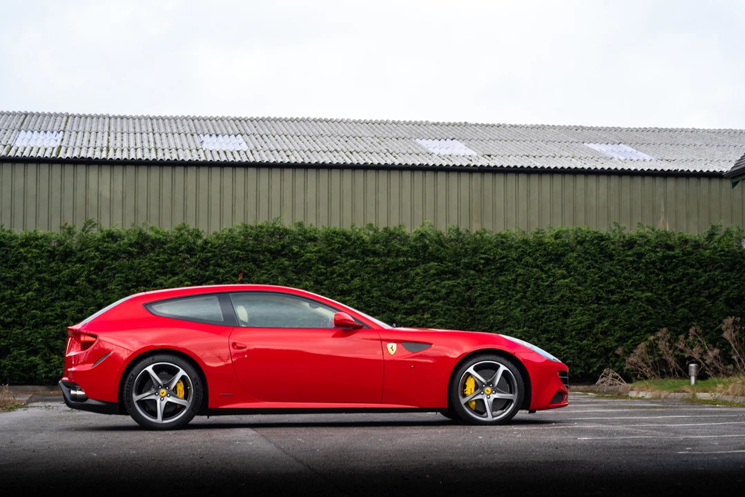 2012 Ferrari FF - Image 14 of 31