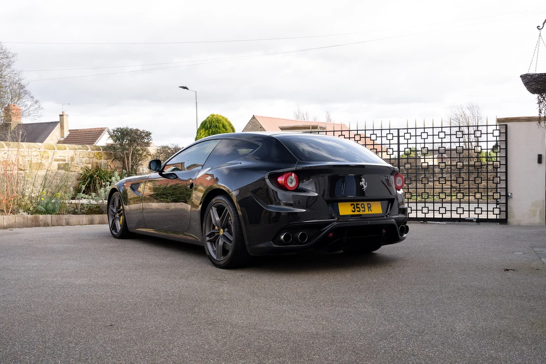 2012 Ferrari FF - Image 8 of 31