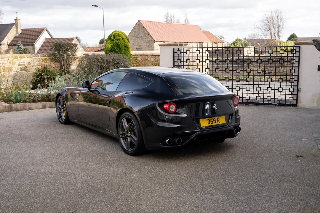 2012 Ferrari FF - Image 16 of 31