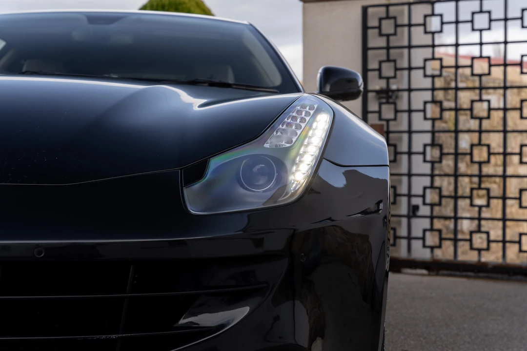 2012 Ferrari FF - Image 28 of 31
