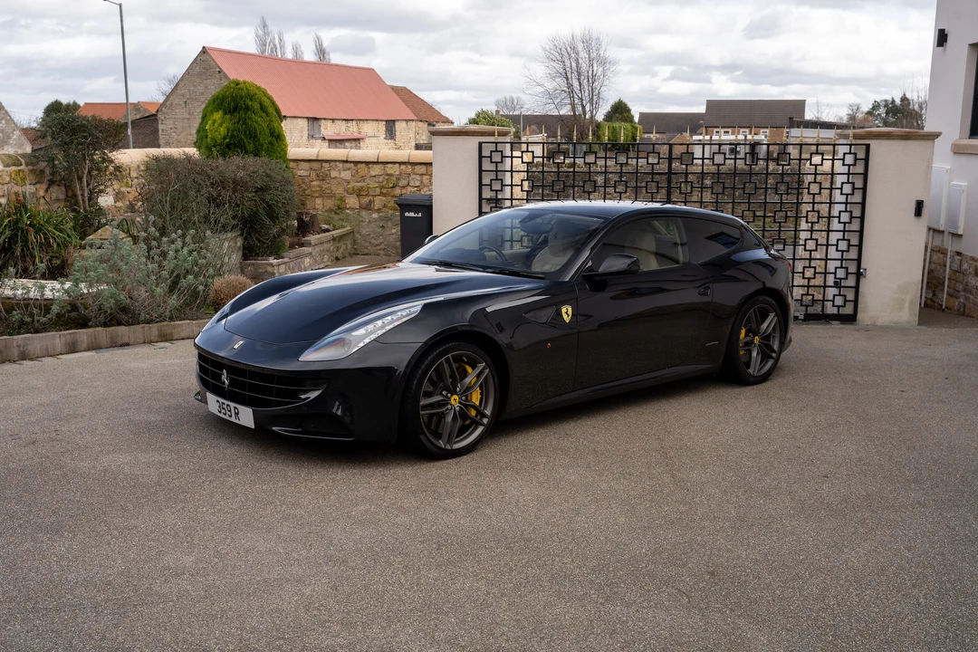 2012 Ferrari FF - Image 10 of 31