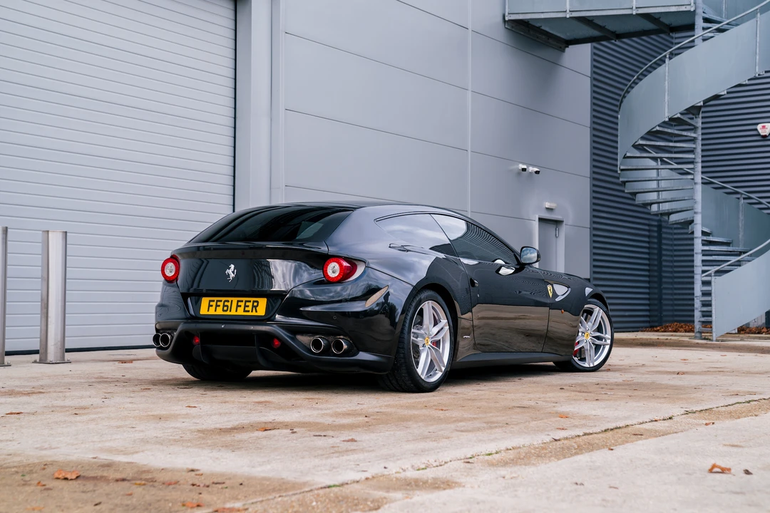 2012 Ferrari FF - Image 25 of 31