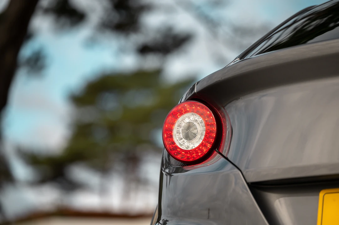 2012 Ferrari FF - Image 30 of 31