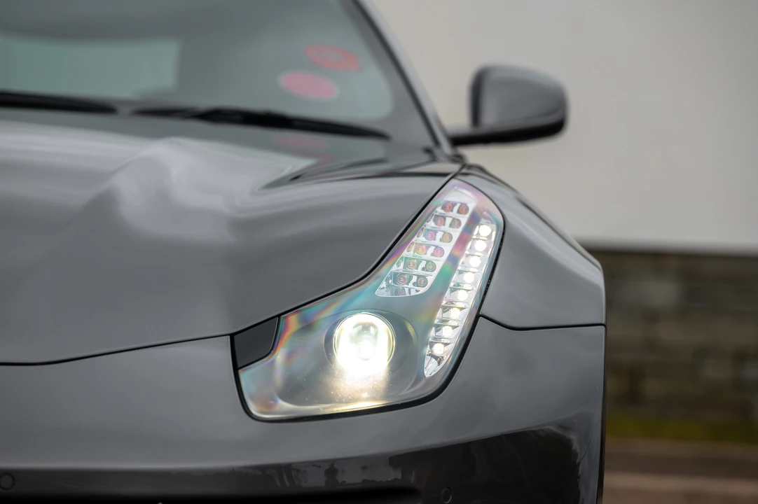 2012 Ferrari FF - Image 14 of 31