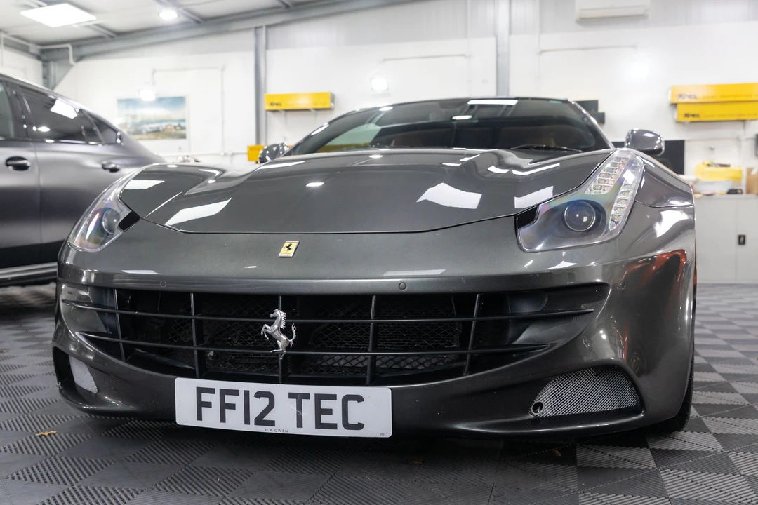 2012 Ferrari FF - Image 17 of 31