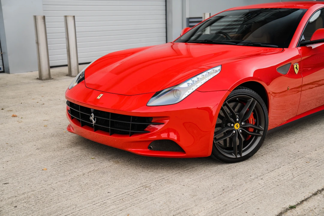 2012 Ferrari FF - Image 17 of 31