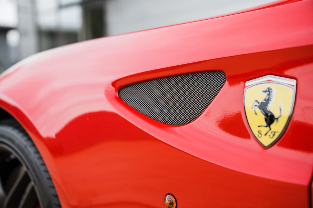 2012 Ferrari FF - Image 28 of 31
