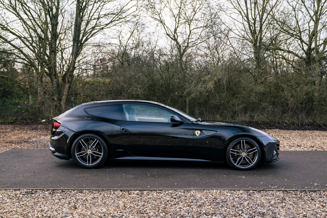 2012 Ferrari FF - Image 9 of 31