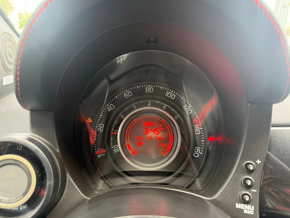2012 Fiat 500 - Image 29 of 31
