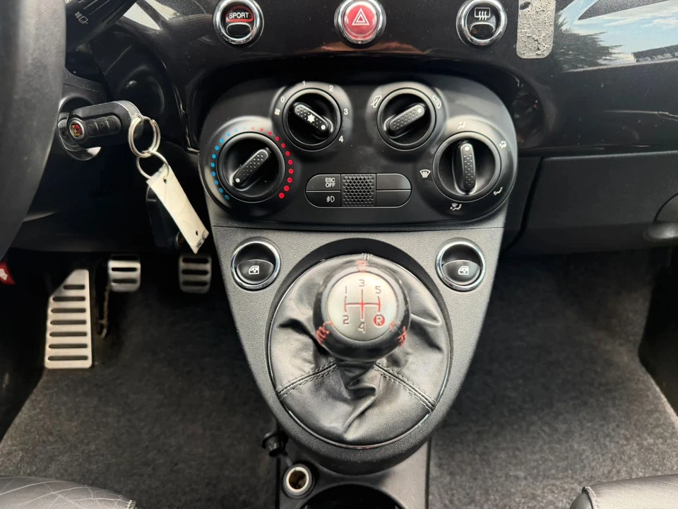 2012 Fiat 500 - Image 27 of 31