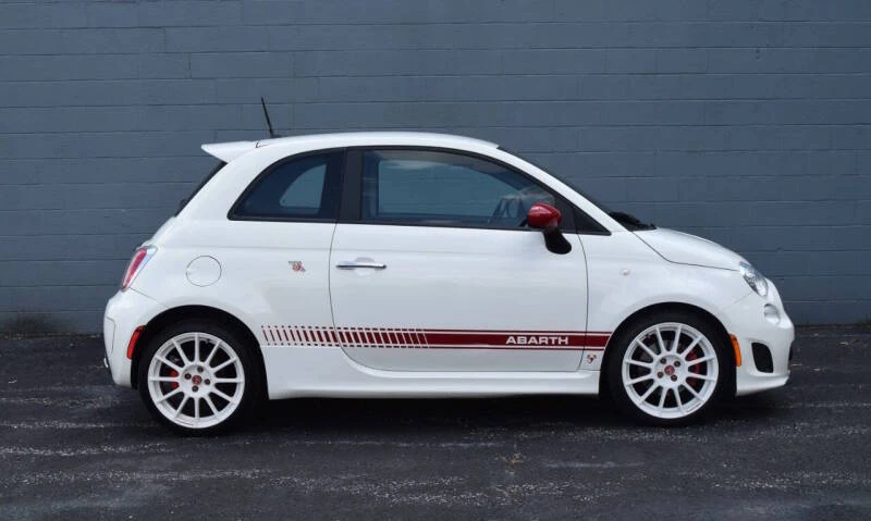 2012 Fiat Abarth 500 - Image 22 of 31