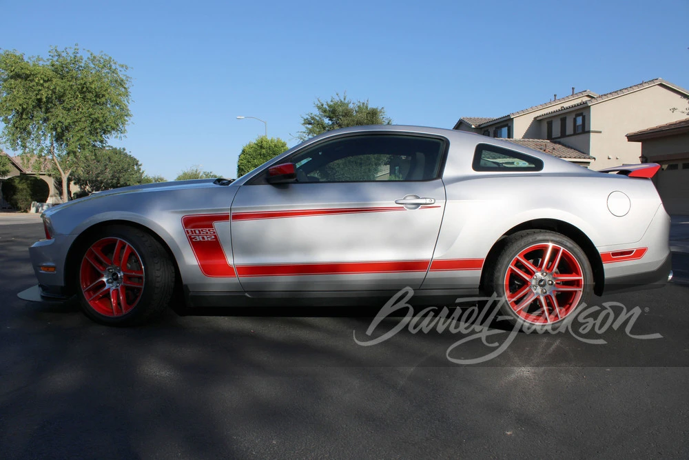 2012 Ford S197 Mustang - Image 13 of 18