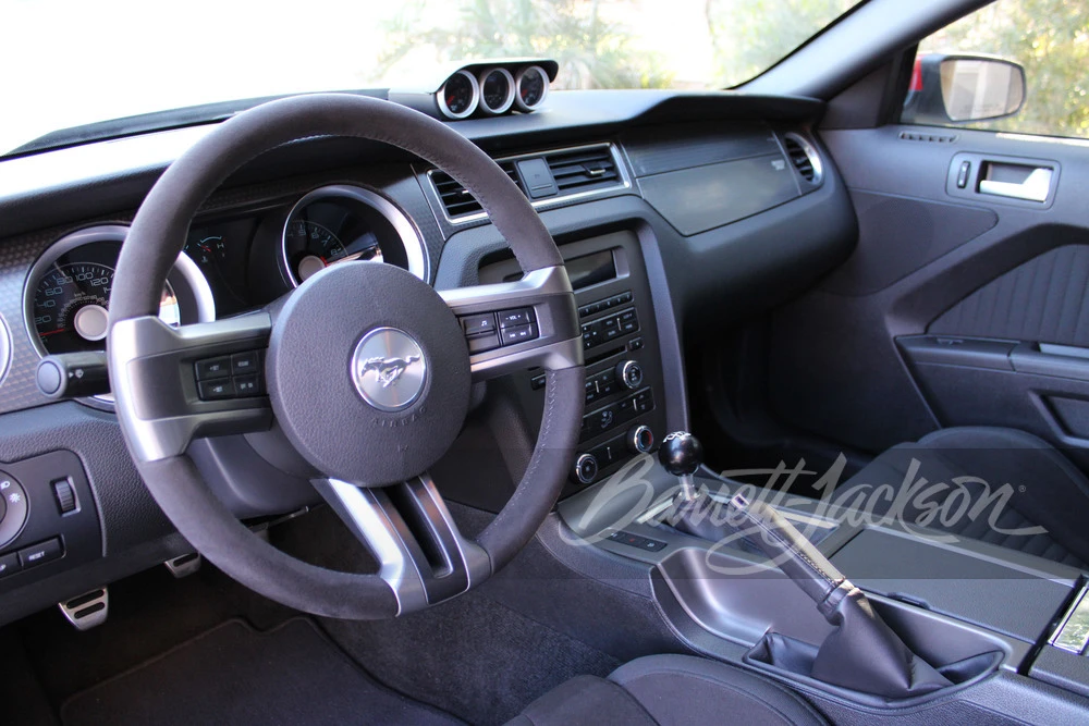 2012 Ford S197 Mustang - Image 14 of 18