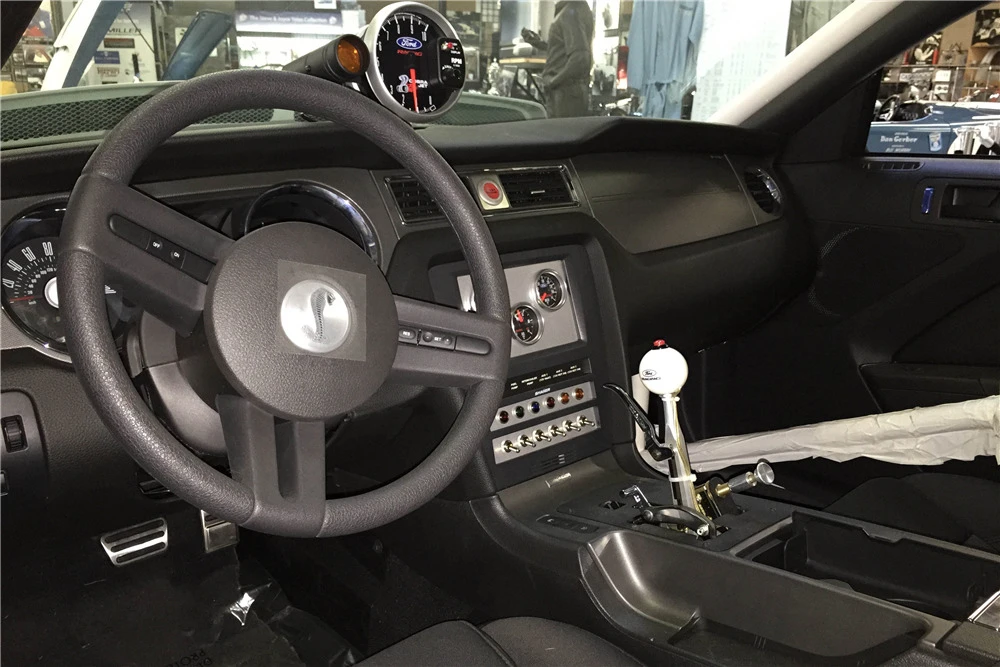 2012 Ford S197 Mustang - Image 3 of 4