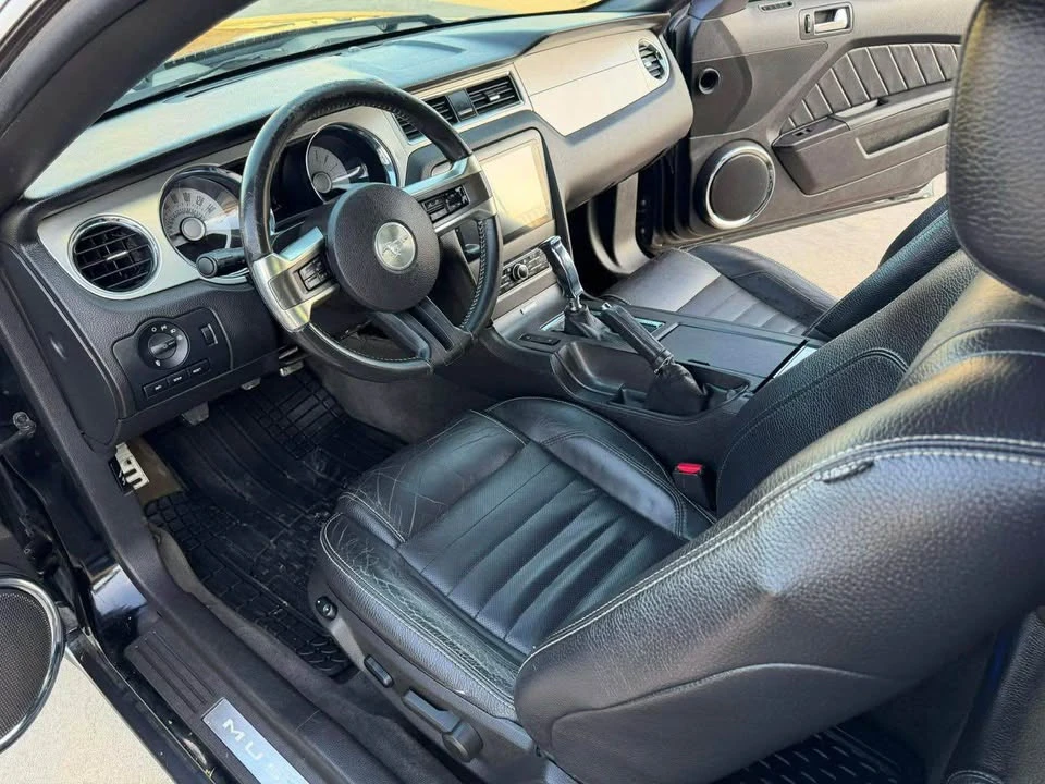 2012 Ford S197 Mustang - Image 8 of 10