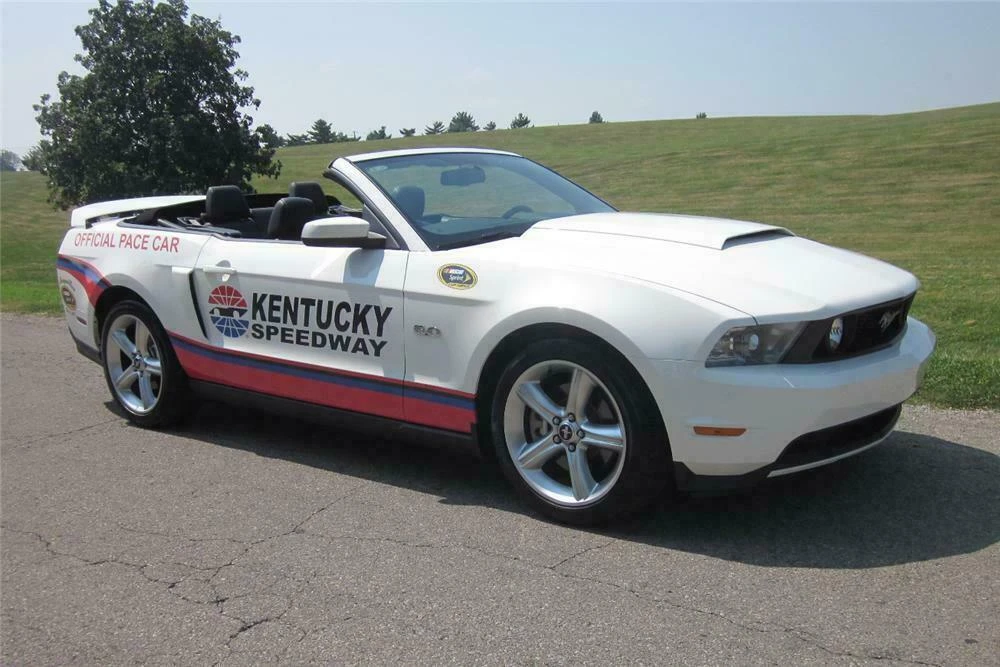 2012 Ford S197 Mustang - Image 2 of 5