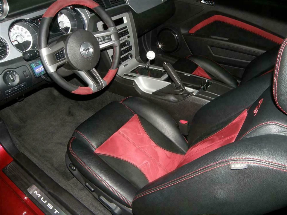 2012 Ford S197 Mustang - Image 4 of 5