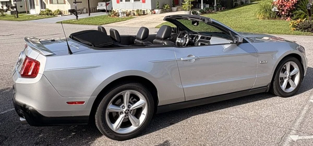 2012 Ford S197 Mustang GT - Image 8 of 15