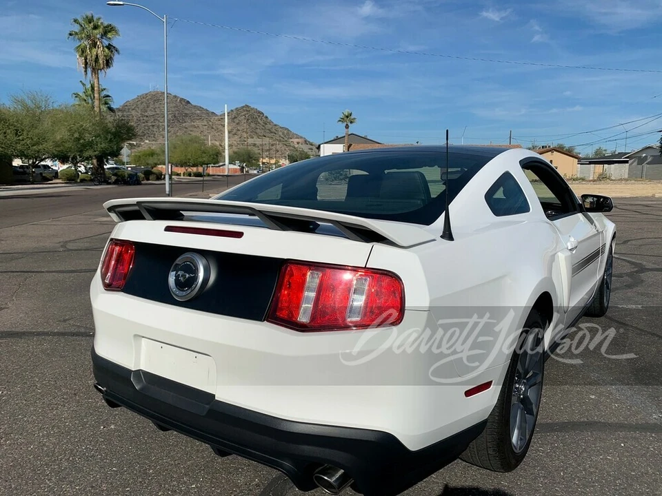 2012 Ford S197 Mustang - Image 8 of 9