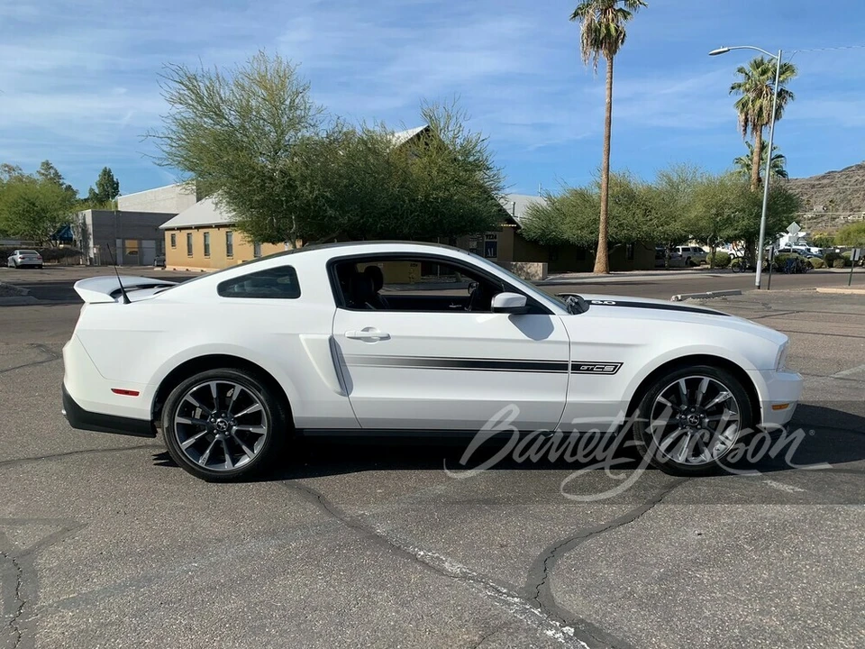 2012 Ford S197 Mustang - Image 9 of 9