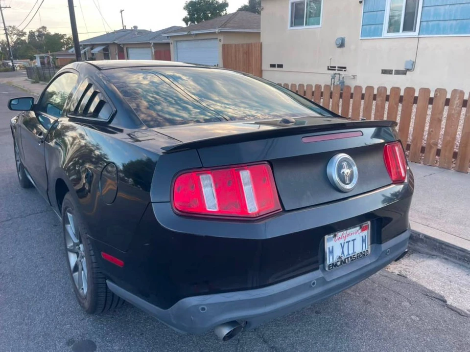 2012 Ford S197 Mustang - Image 8 of 16
