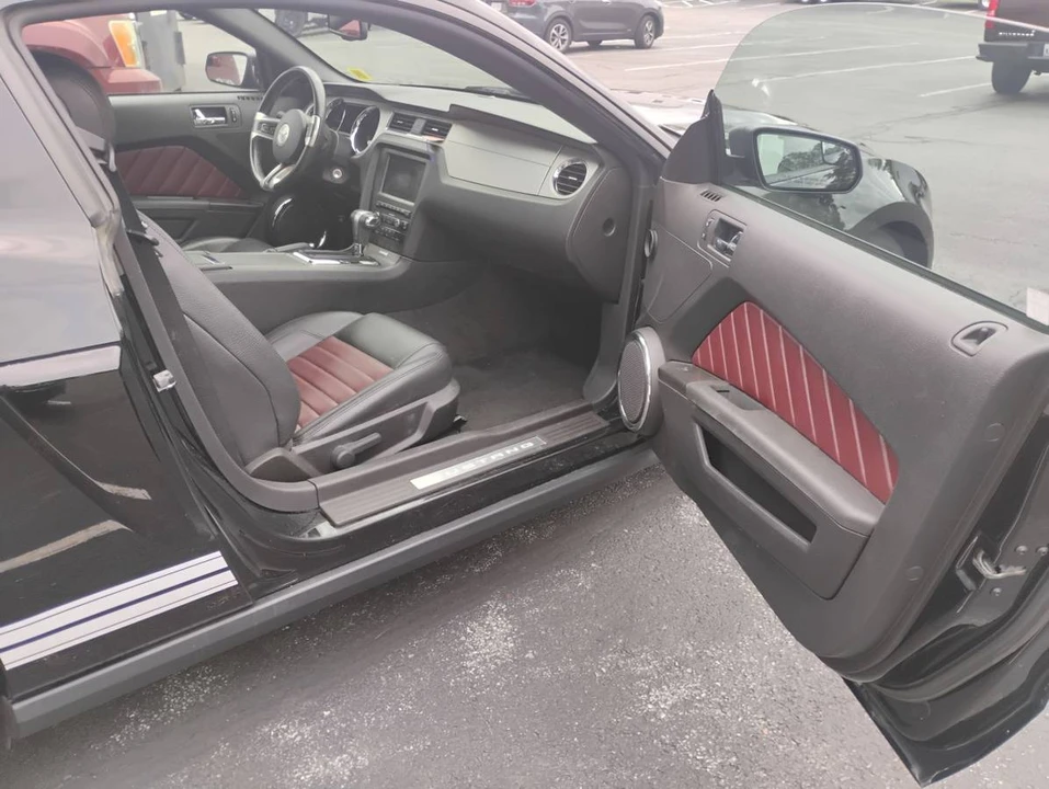2012 Ford S197 Mustang - Image 3 of 11